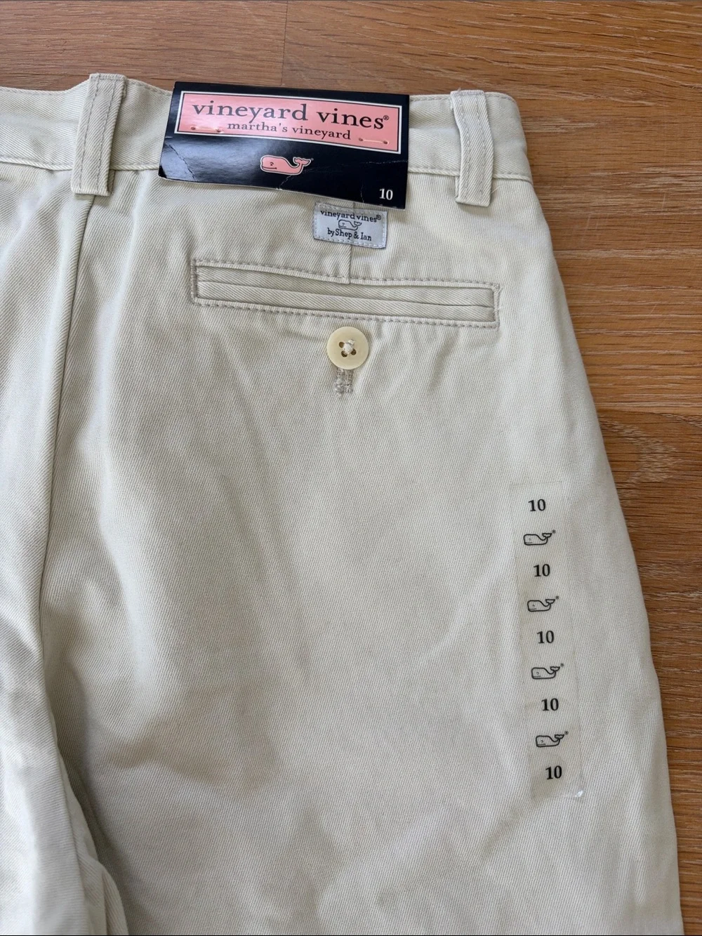 NWT boys vineyard vines plain front club pant size 10. Khaki chinos. 100% cotton